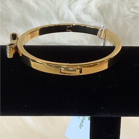 Kate Spade ♠️ Ready Set Bow 🎀 Gold Bracelet - Picture 6 of 8